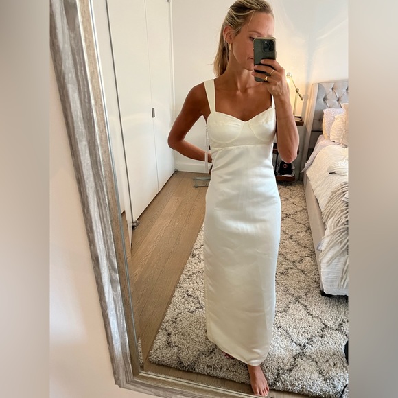 Reformation size 4 Willy dress in cream - Picture 6 of 7